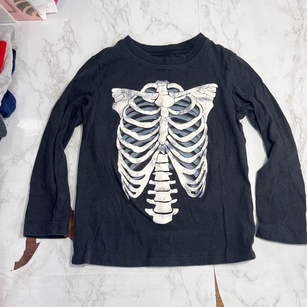 3T Toddler Boy Bundle Dino Skeleton Shark Hoodies Shirts Carter’s Cat & Jack - Picture 4 of 9